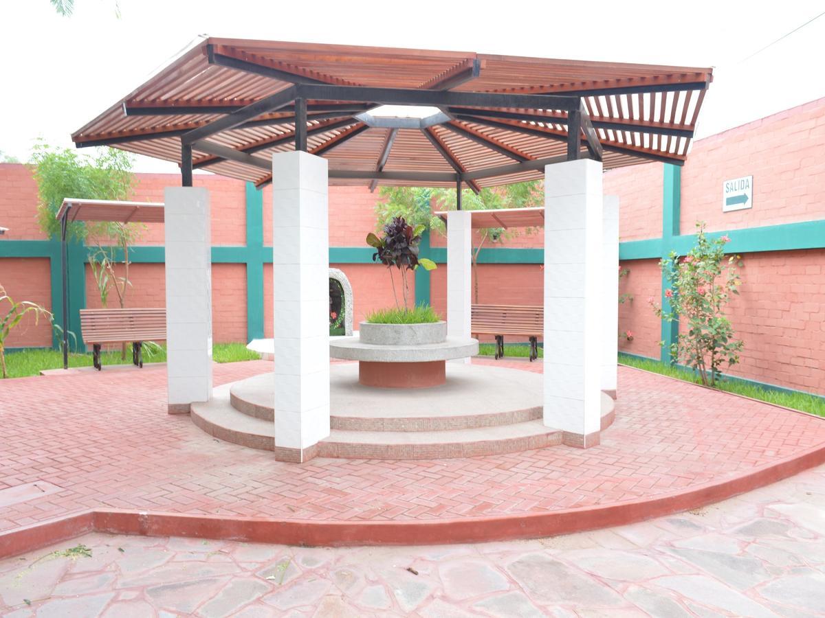 Hotel Conafovicer Piura Exterior foto